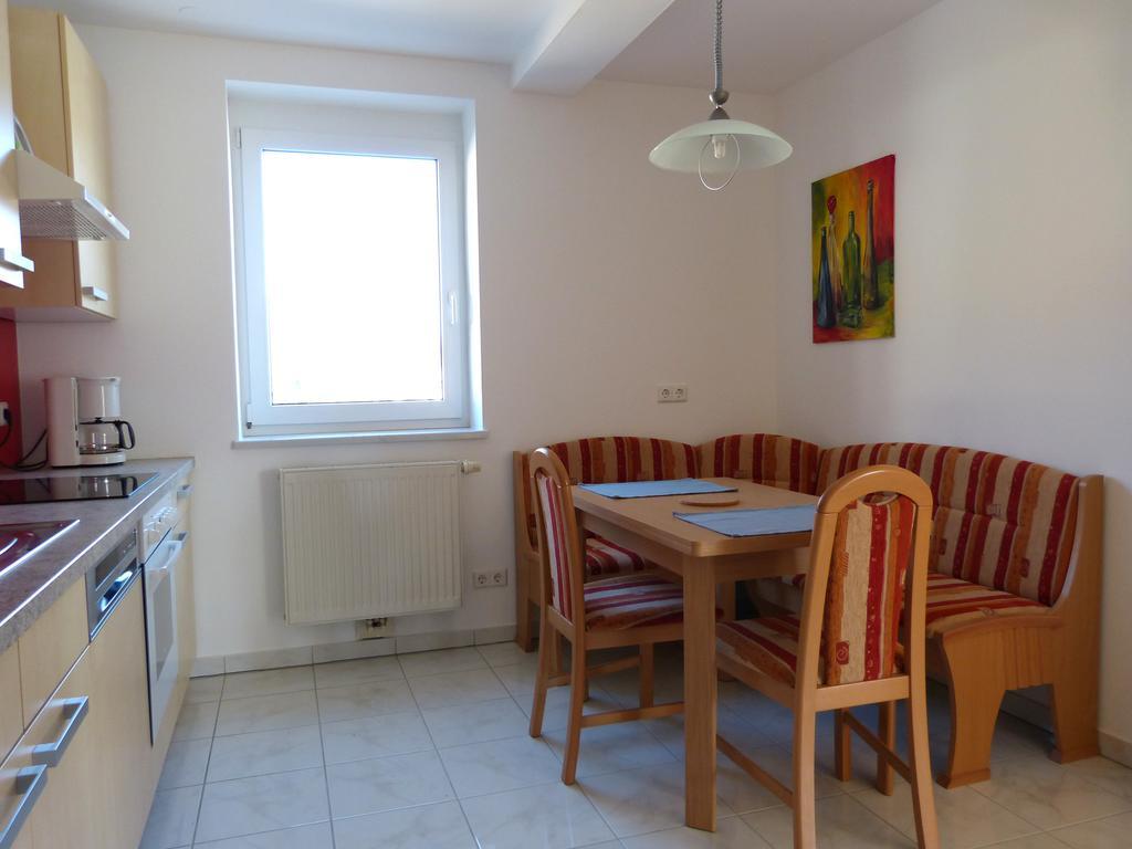 Ferienwohnung Kern Bodensdorf Room photo